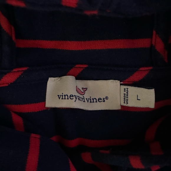 Vineyard Vines hoodie - Picture 3 of 3
